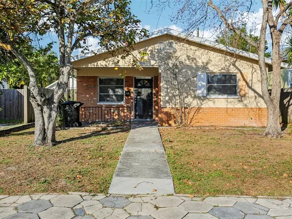 3026 8th St N, Saint Petersburg, FL 33704