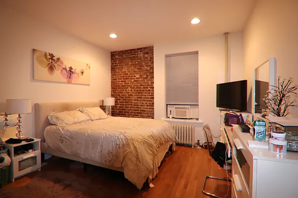 Rented by PMG Real Estate  | media 24