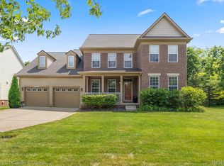 51050 Gold Ridge Ln, Canton, MI 48188
