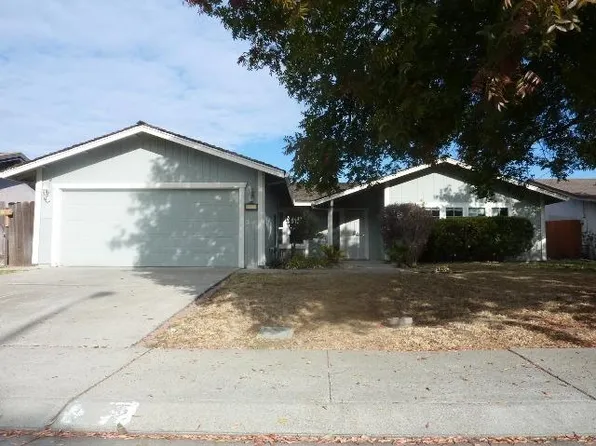1325 Candlewood Way, Stockton, CA 95209