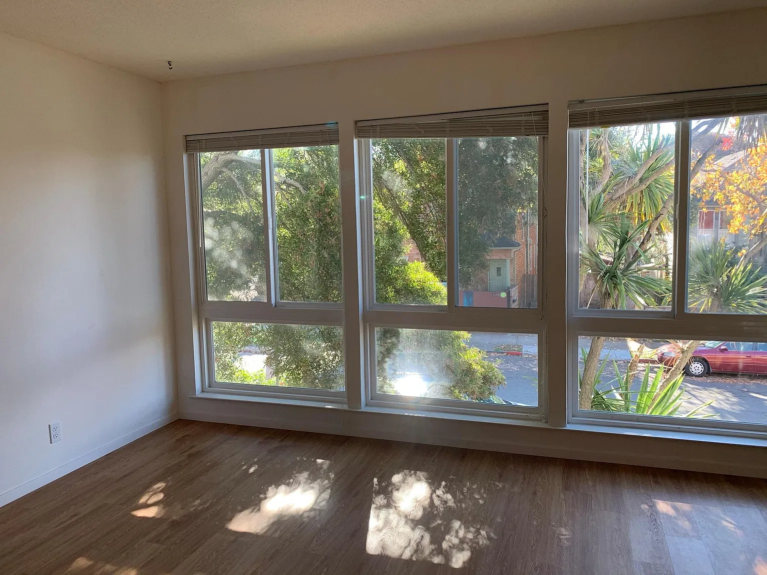2 bed, 800 sqft, $2,850 — Photo 3