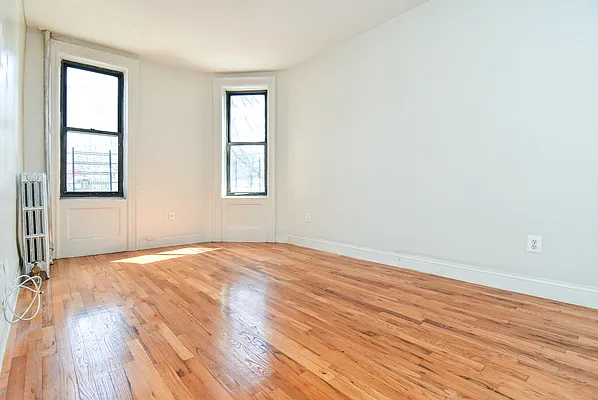 Rented by Bohemia Realty Group | media 7