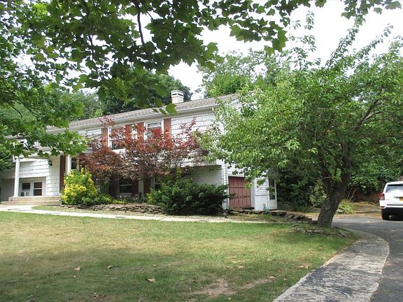3rd image of 9 Manor Ln