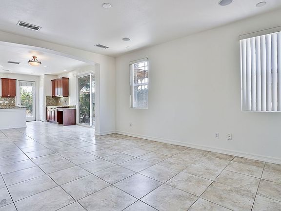 4th image of 31490 Calle Agate
