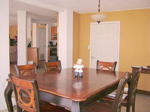 Large dining area 