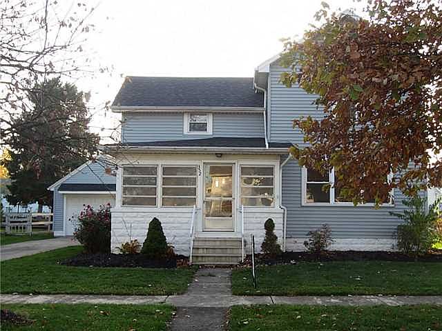 1st image of 352 Lincoln St