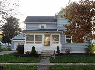 352 Lincoln St, Elmore, OH 43416