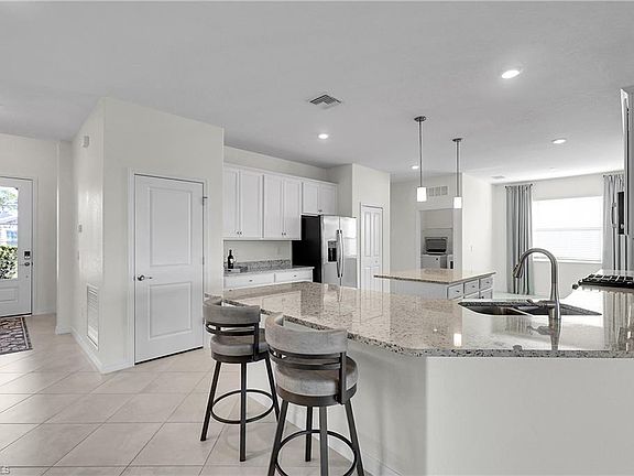 5th image of 17583 Palmetto Pass Ln