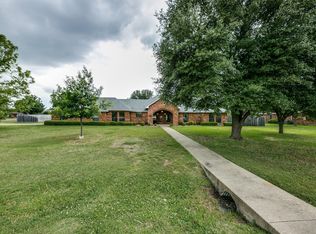 101 Copperfield Ct, Ovilla, TX 75154