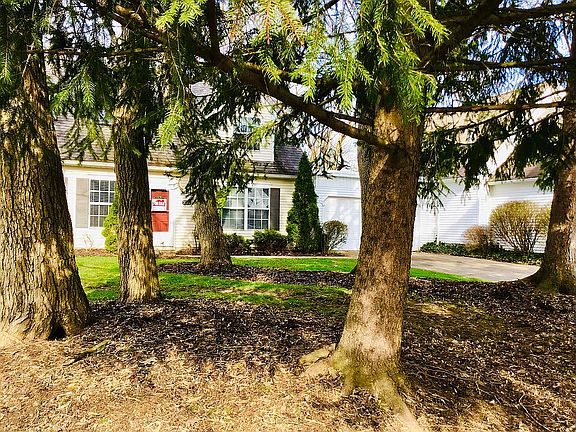 4th image of 3299 Brookside Ln