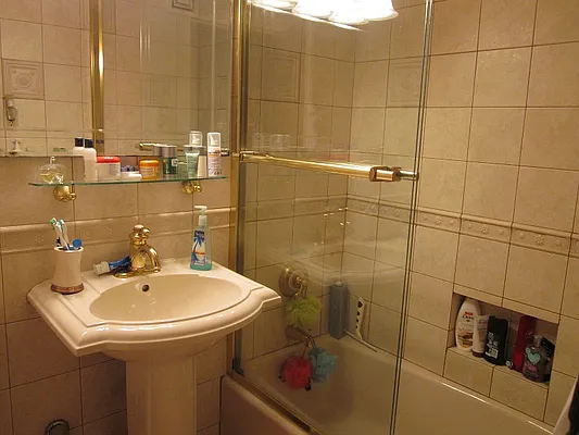 Sold by Benjamin Realty Since 1980 | media 6