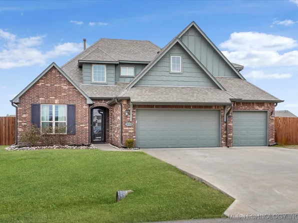 2052 E 174th St S, Mounds, OK 74047