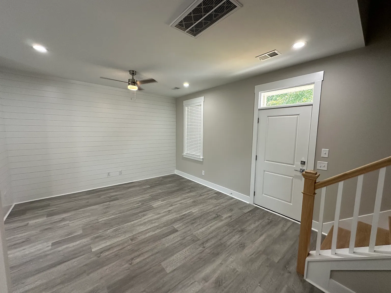 3 bed, 2.5 bath, 1346 sqft, $2,250 — Photo 2