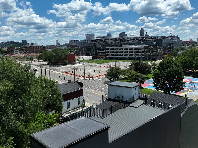 510 W Liberty St #12 — Photo 11