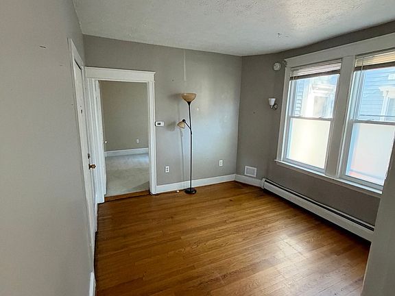 2nd image of 106 Congress St APT 2