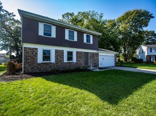 23462 Crestwood Dr, Elkhart, IN 46514