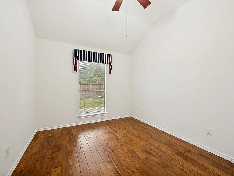 8809 Sunset Trace Dr — Photo 11