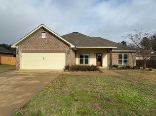 34 Stone Ridge Rd, Starkville, MS 39759