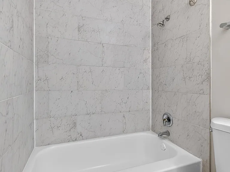 18-Woodlands-18_1x1 Cypress Reno
