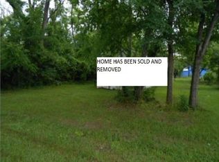 166 Carroll St, Joaquin, TX 75954