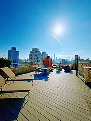 Rented by LEVEN Real Estate