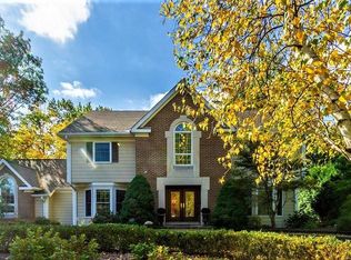 17616 Parkland Dr, Shaker Heights, OH 44120