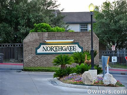 Welcome to the Villas of Northgate!