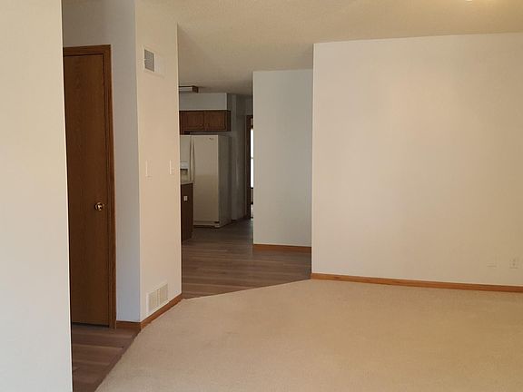 Looking to Hallway