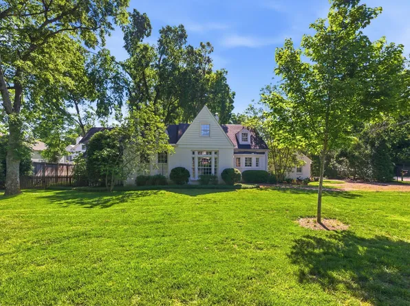 200 Brookfield Ave, Nashville, TN 37205