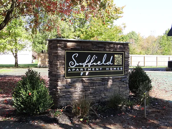 390 Boston Neck Rd, Suffield, CT