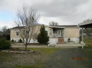 460 Gibbon Rd, Central Point, OR 97502
