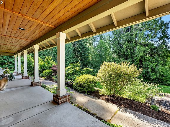 5th image of 20704 NE Kristen Cir
