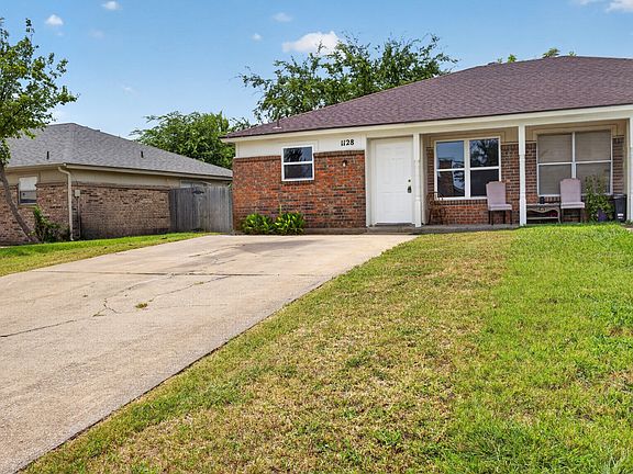 2nd image of 1128 Pleasant Valley Ln #1128