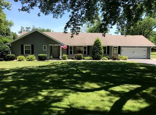 324 Golf Club Rd, Anderson, IN 46011