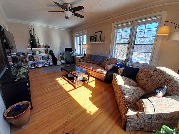 2nd image of 93 Lexington Pkwy S APT 301