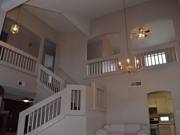4th image of 12466 Paseo Blanco Dr