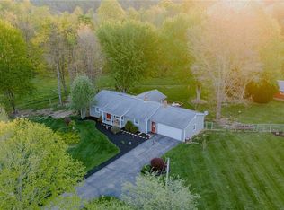 1416 Baird Ave SE, Paris, OH 44669