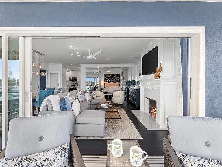 215 E Edgewater Ave — Photo 4