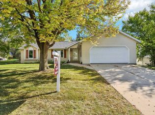 3017 Maple Grove Dr, Madison, WI 53719