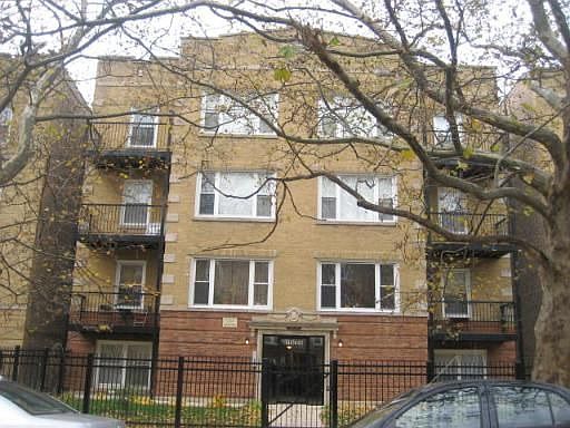 1st image of 6114 N Claremont Ave #3