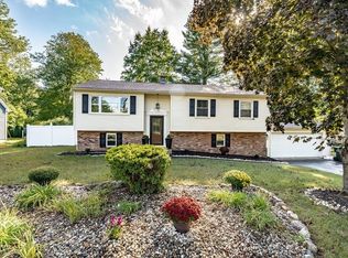 581 Tinkham Rd, Springfield, MA 01129