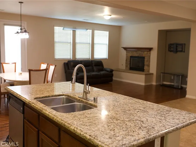 11743 Randolph Ct — Photo 5