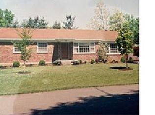 19 Hallsdale Dr, Louisville, KY 40220