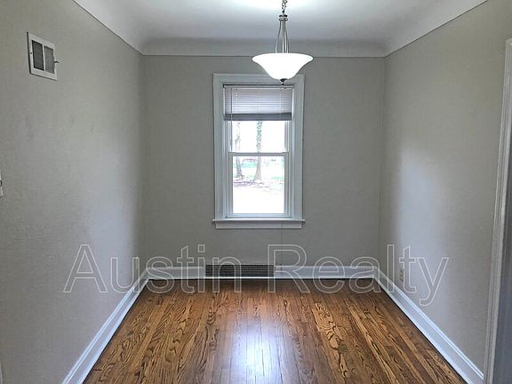 5th image of 8741 Bridgeport Ave