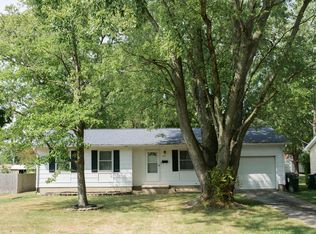 512 N Richman St, Villa Grove, IL 61956