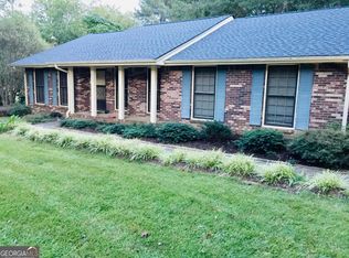 3920 Grove Trl, Loganville, GA 30052