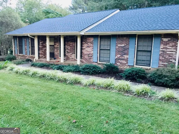3920 Grove Trl, Loganville, GA 30052