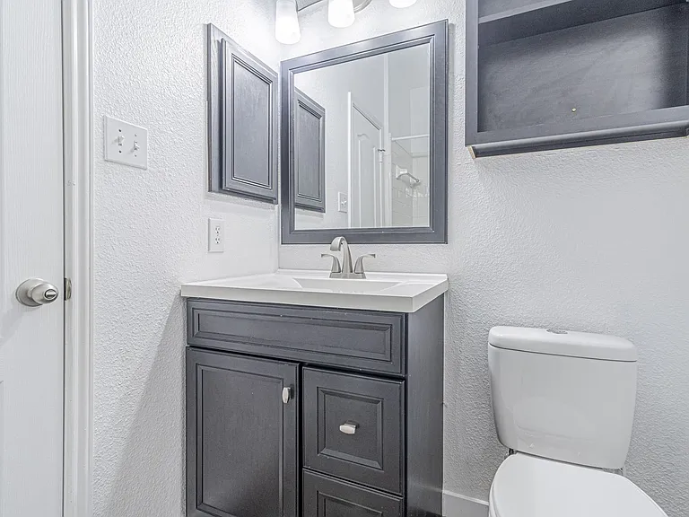 213 Tapwood Ln — Photo 11