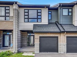 813 Brian Good Ave, Ottawa, ON K4M0N6