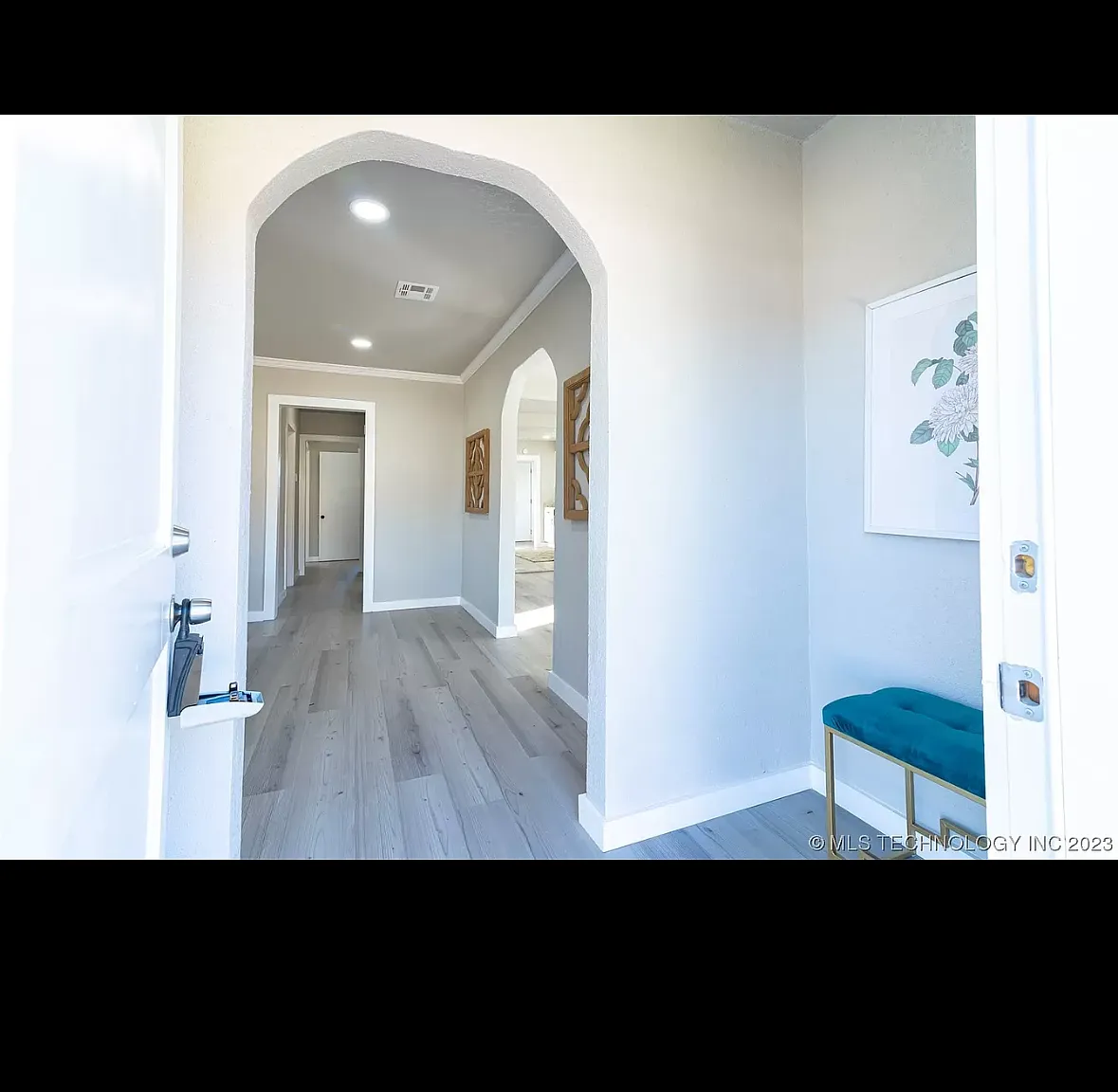 2 bed, 1224 sqft, $1,350 — Photo 3